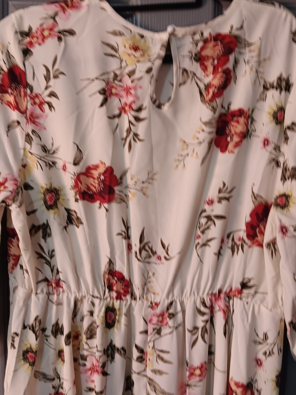 Women's Cream Floral Maxi Dress with Puff Sleeves - Picture 5 of 8